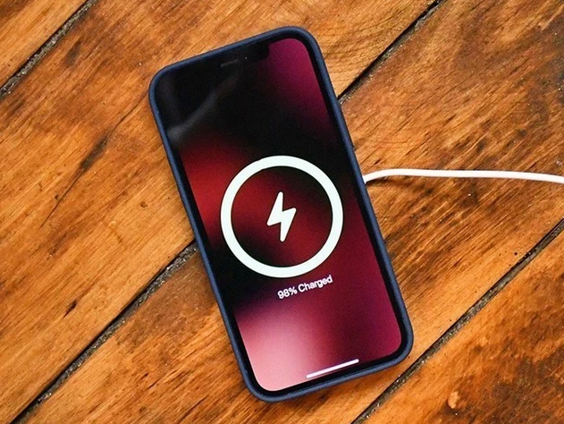 夷陵苹果手机维修分享iPhone 12可以随便充电吗 